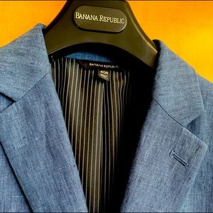 Banana Republic tailored slim fit linen suit - with 33x32 pants